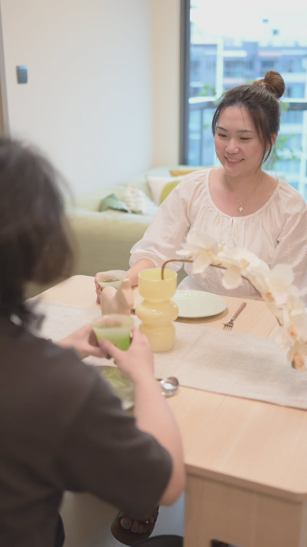 載入影片: